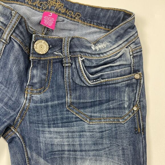 Capri Jeans  - Picture 5 of 9